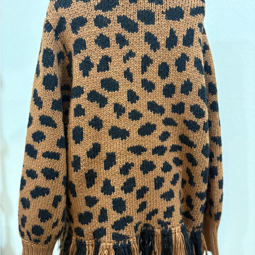 Farm Rio Sweater - Picture 2 of 6